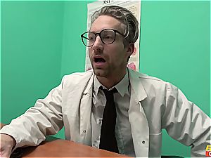 physician seduced by trampy patient